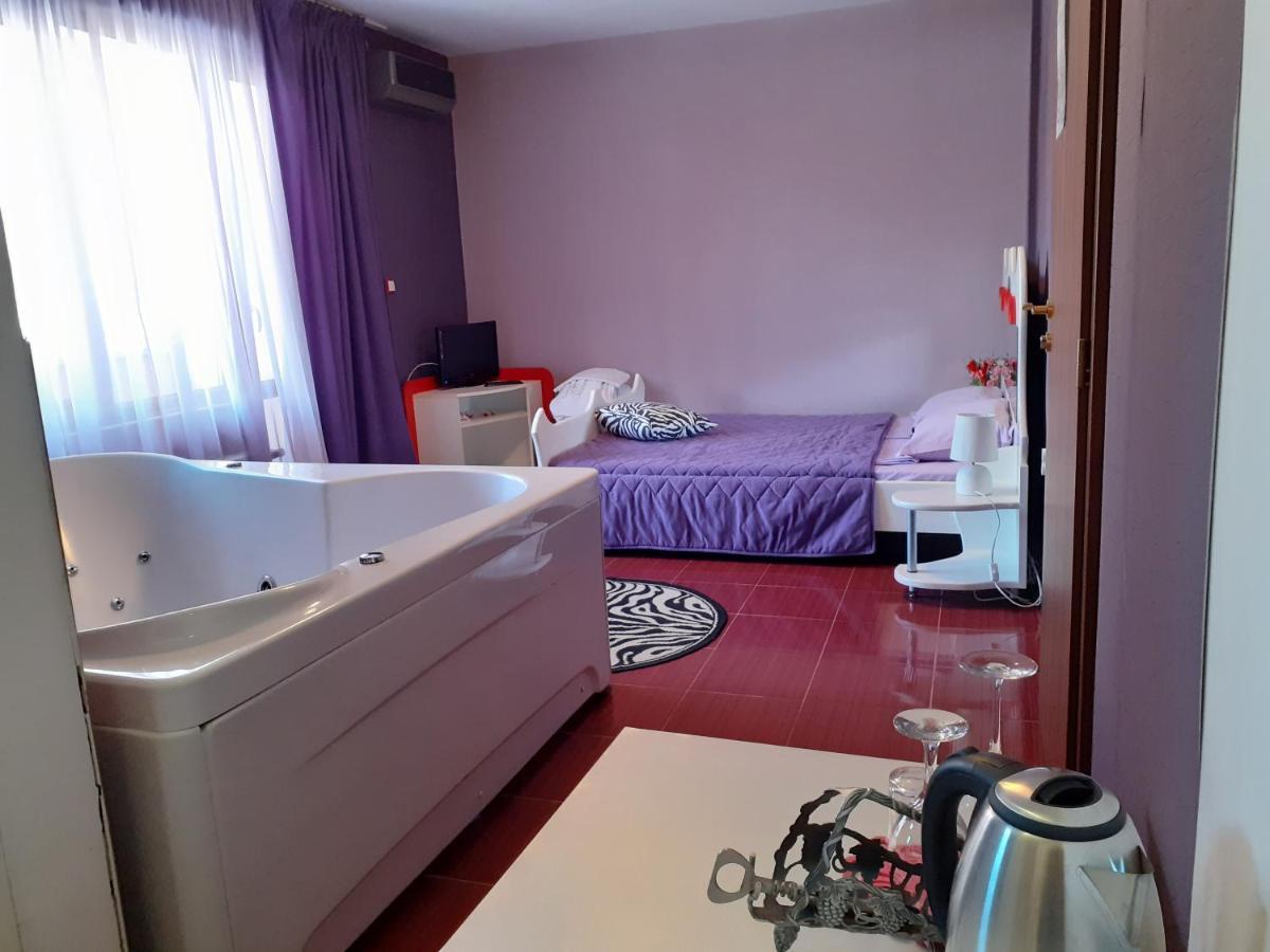 ברקוביצה Gelov Hotel מראה חיצוני תמונה