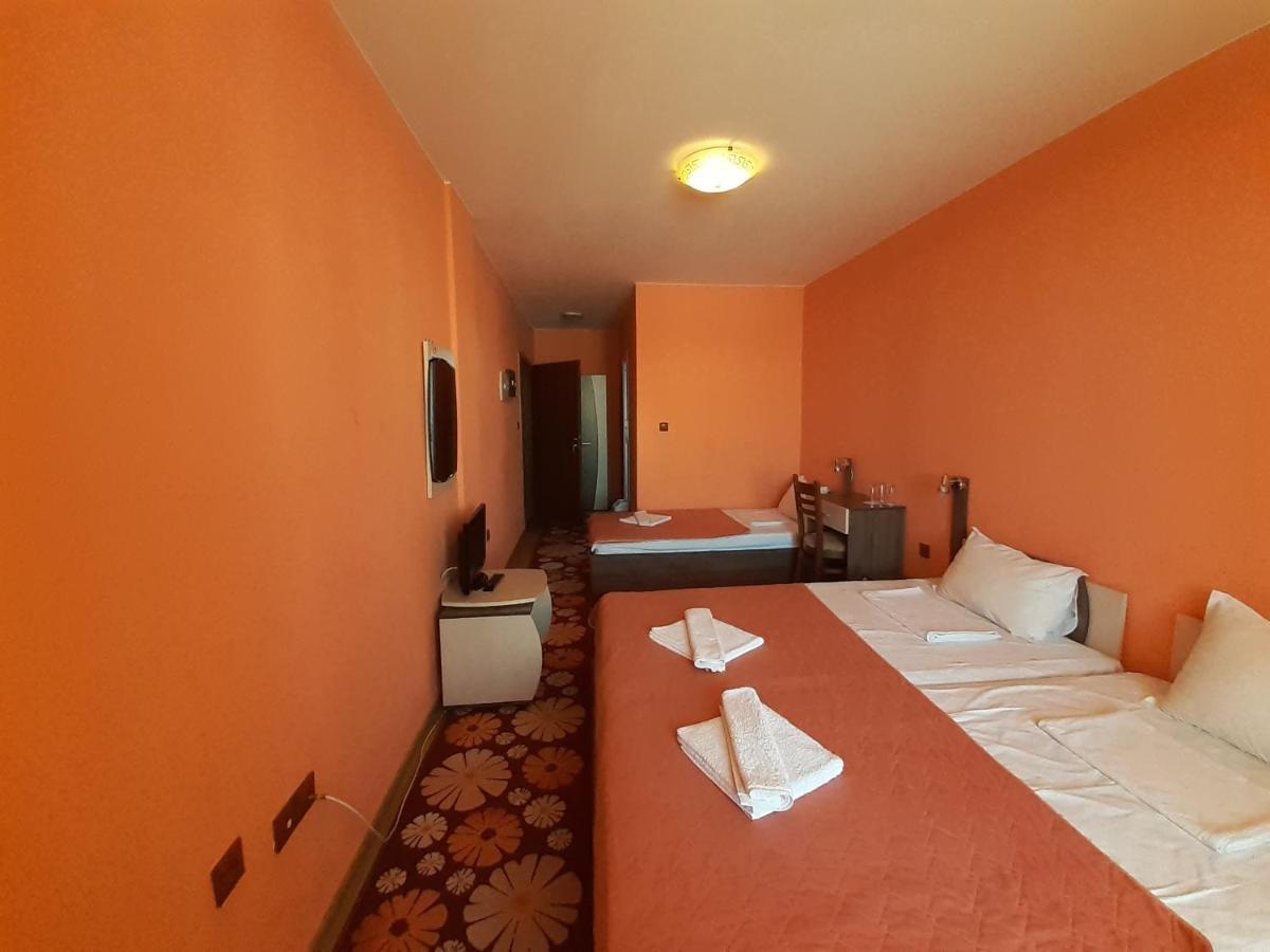 ברקוביצה Gelov Hotel מראה חיצוני תמונה