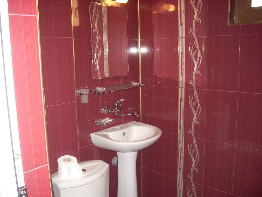 ברקוביצה Gelov Hotel חדר תמונה