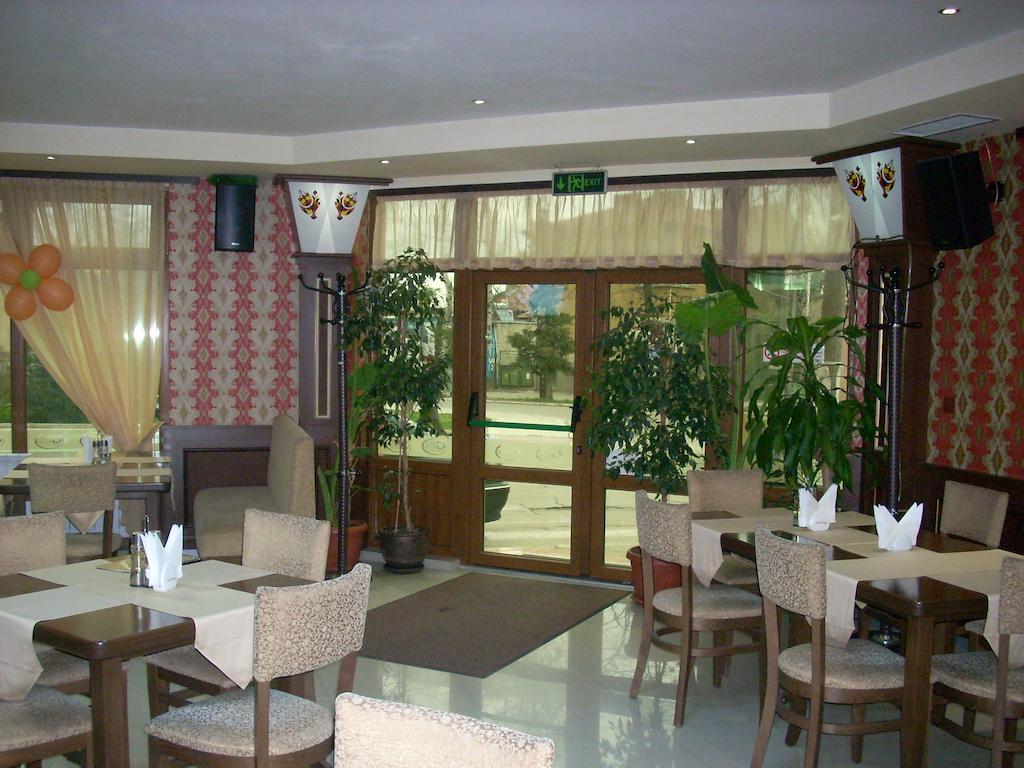 ברקוביצה Gelov Hotel מראה חיצוני תמונה