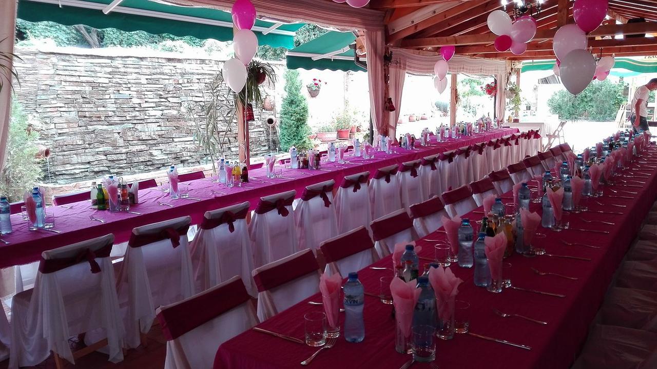 ברקוביצה Gelov Hotel מראה חיצוני תמונה